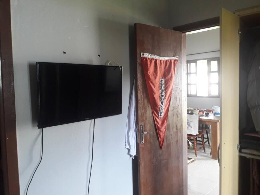 Casa Proximo A Praias, Trilhas E Cachoeiras. กาโรปาบา ภายนอก รูปภาพ